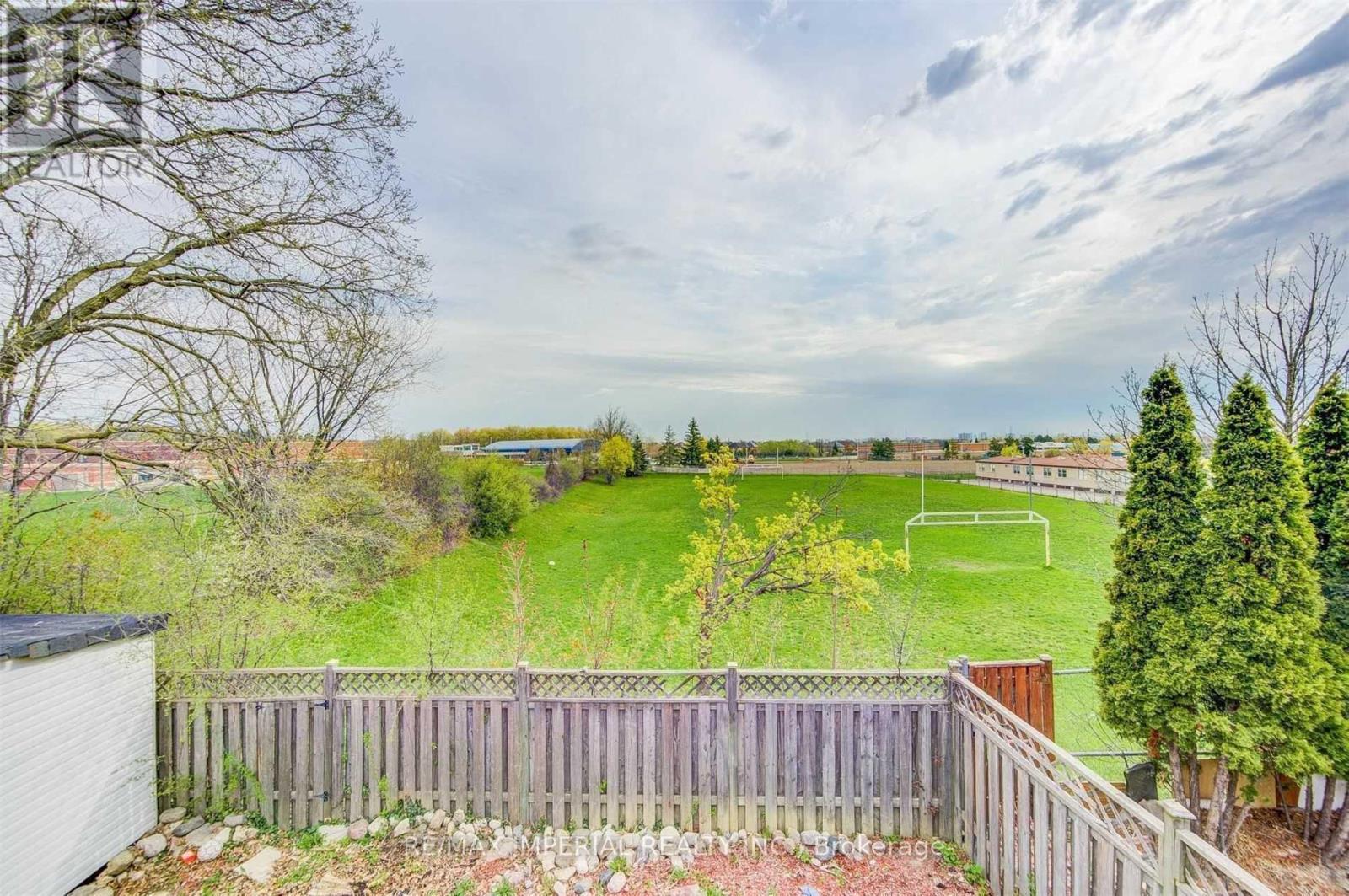 Upper - 5295 Thornwood Drive, Mississauga, Ontario  L4Z 3J3 - Photo 16 - W13112494