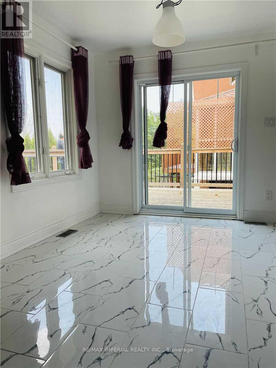 Upper - 5295 Thornwood Drive, Mississauga, Ontario  L4Z 3J3 - Photo 7 - W13112494
