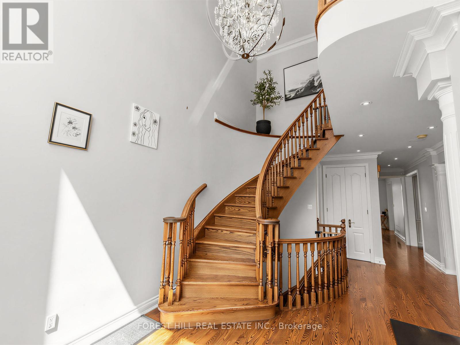 1208 Glencairn Avenue, Toronto, Ontario  M6B 2B5 - Photo 18 - W13112506