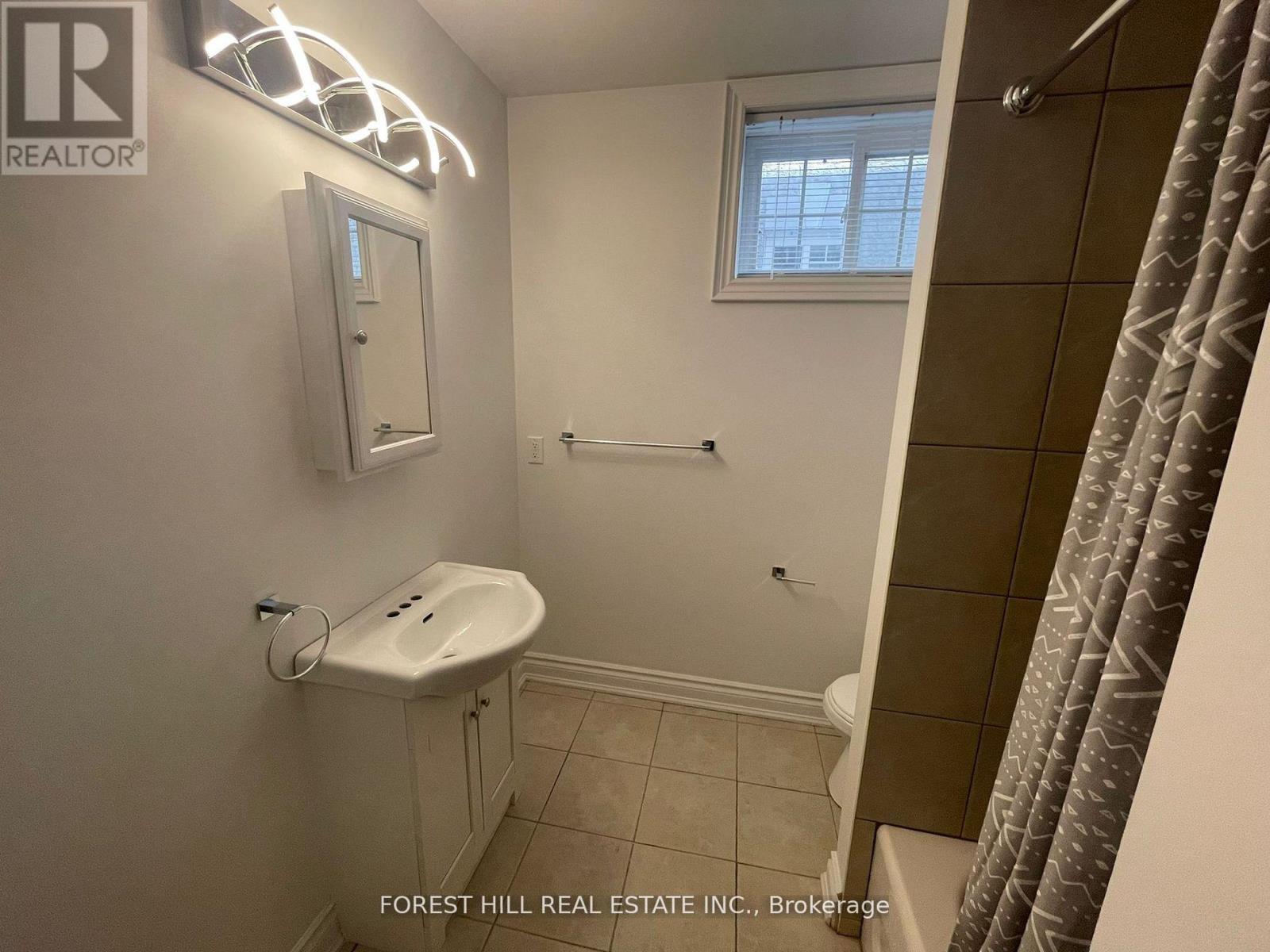 1208 Glencairn Avenue, Toronto, Ontario  M6B 2B5 - Photo 37 - W13112506