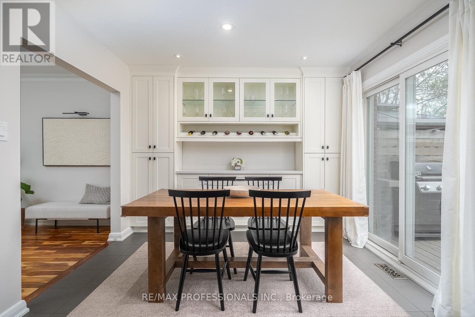 4 Edilou Drive, Toronto, Ontario  M8W 4B2 - Photo 15 - W13112516