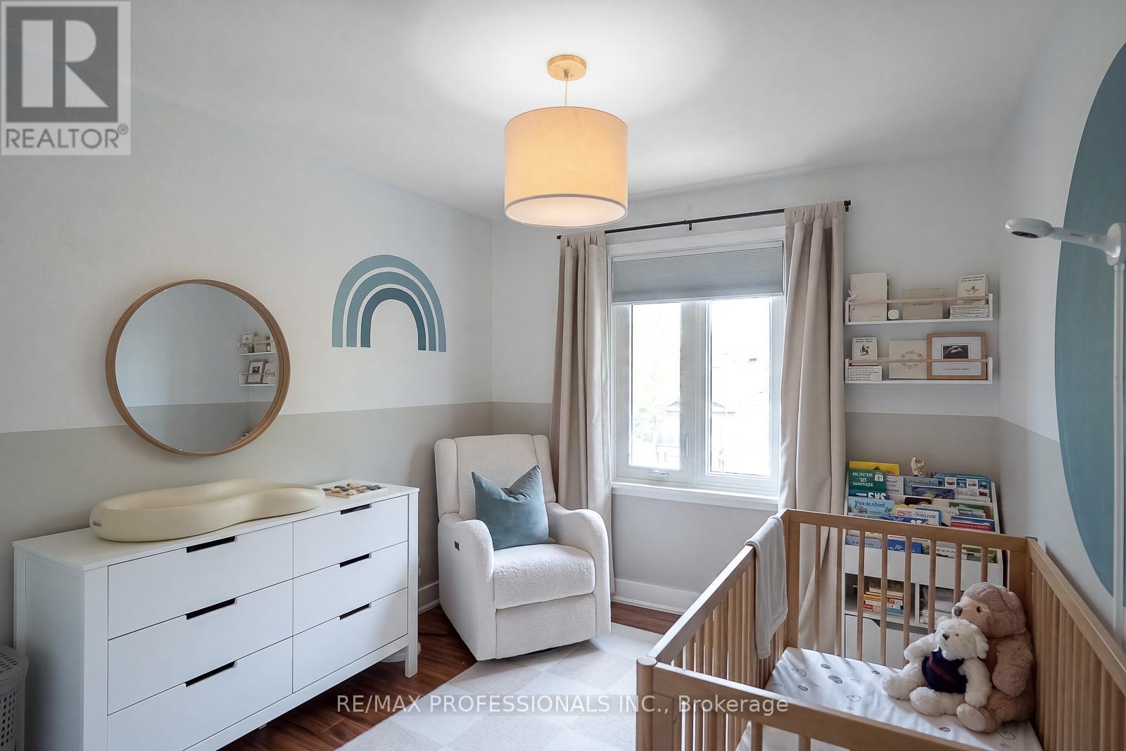 4 Edilou Drive, Toronto, Ontario  M8W 4B2 - Photo 27 - W13112516