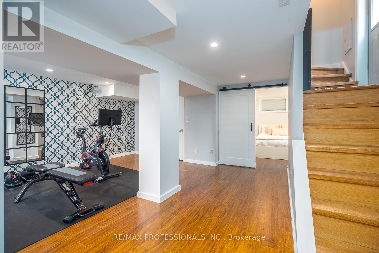 4 Edilou Drive, Toronto, Ontario  M8W 4B2 - Photo 33 - W13112516