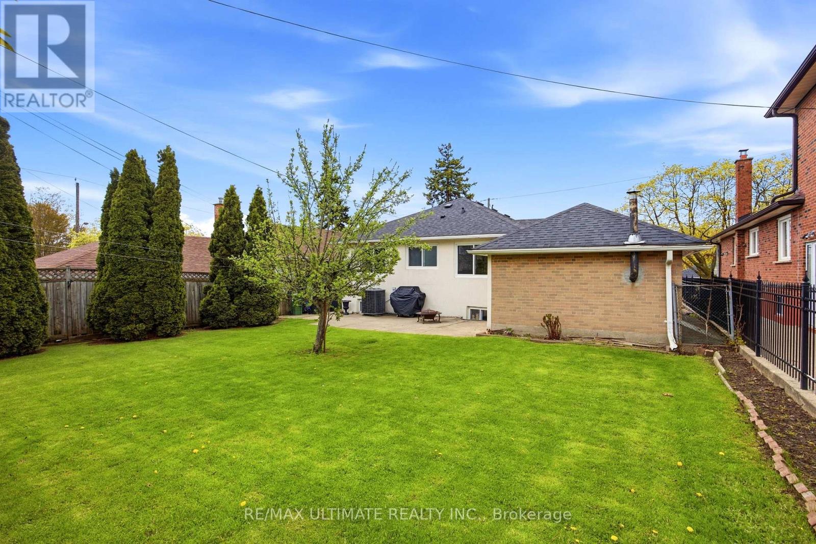 129 Culford Road, Toronto, Ontario  M6M 4K6 - Photo 21 - W13112518