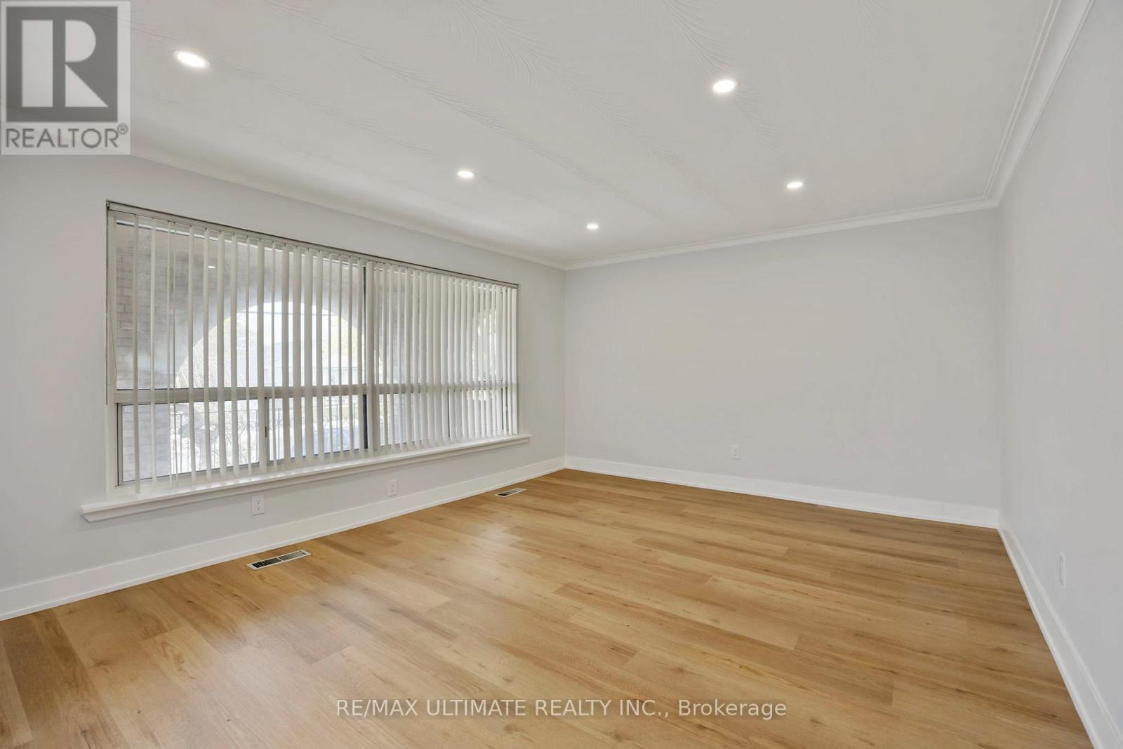 129 Culford Road, Toronto, Ontario  M6M 4K6 - Photo 4 - W13112518