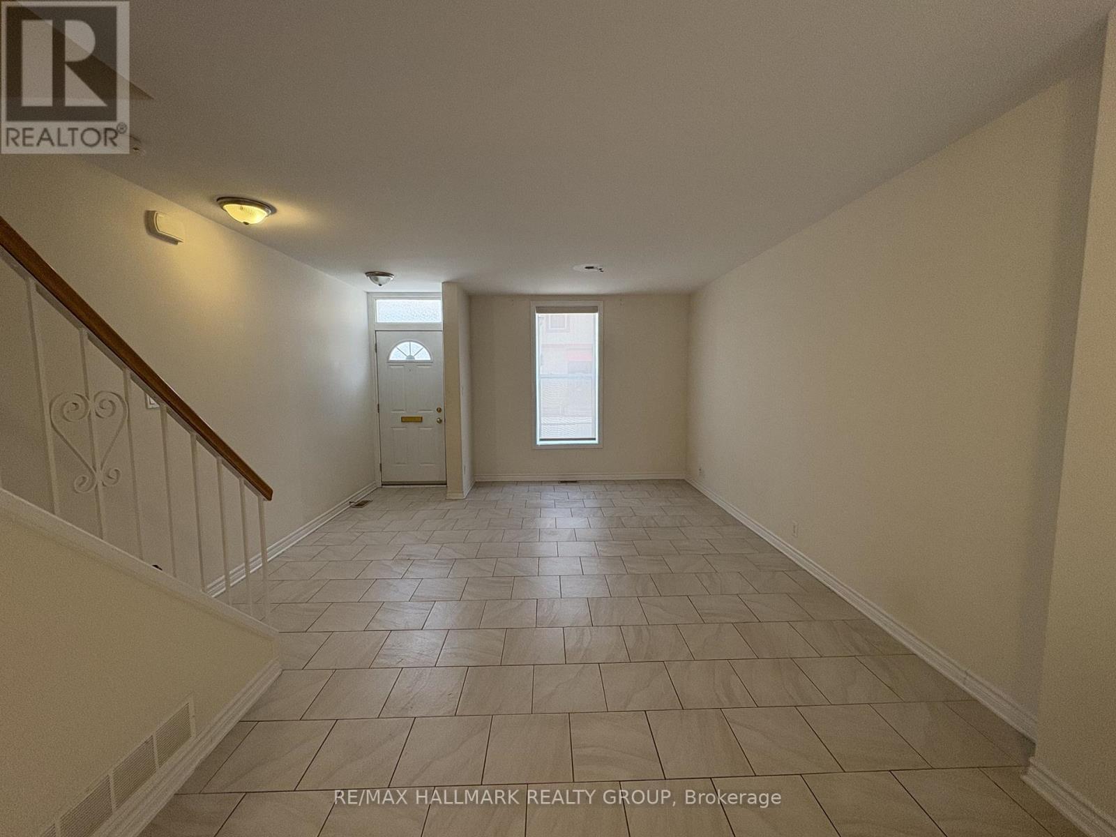 238 Cumberland Street, Ottawa, Ontario  K1N 7H5 - Photo 2 - X13112678