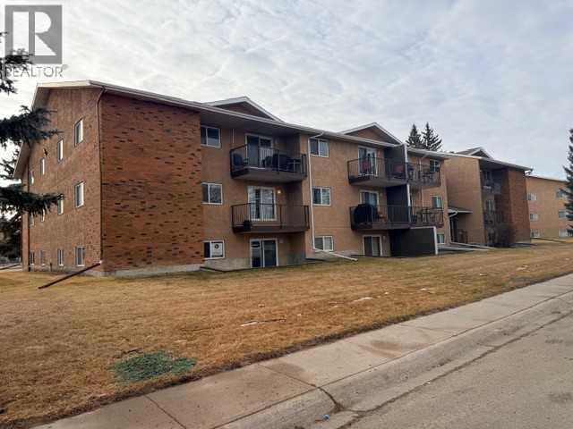 302, 27 Bennett Street, Red Deer, Alberta  T4R 1V3 - Photo 1 - A2308201