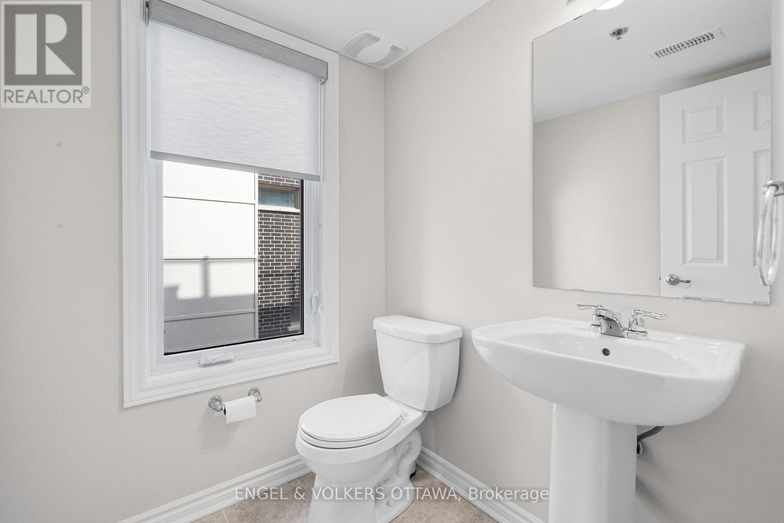 571 Ozawa Private, Ottawa, Ontario  K1K 4Z9 - Photo 16 - X12934032