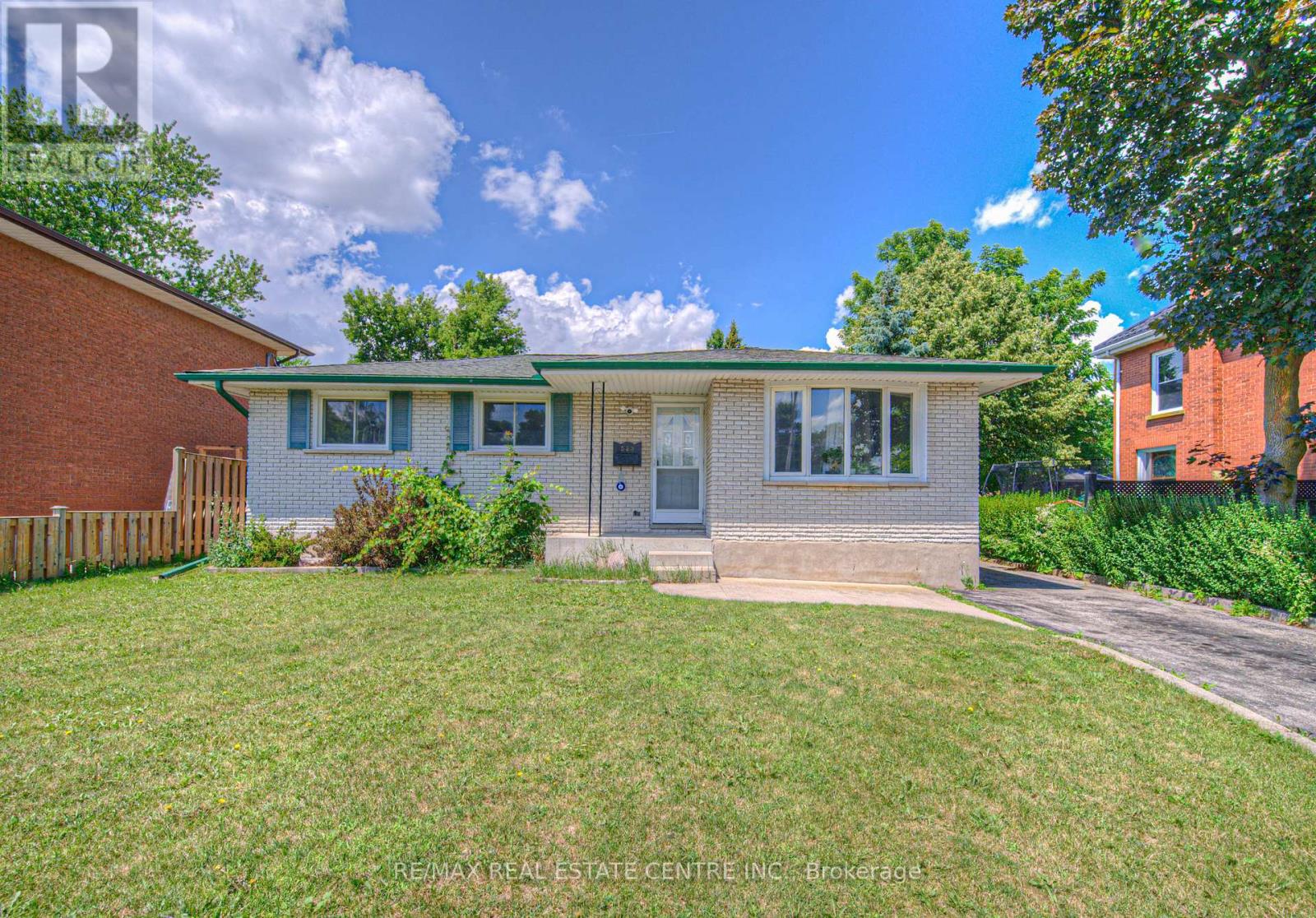 523 DUNBAR ROAD, Cambridge, Ontario