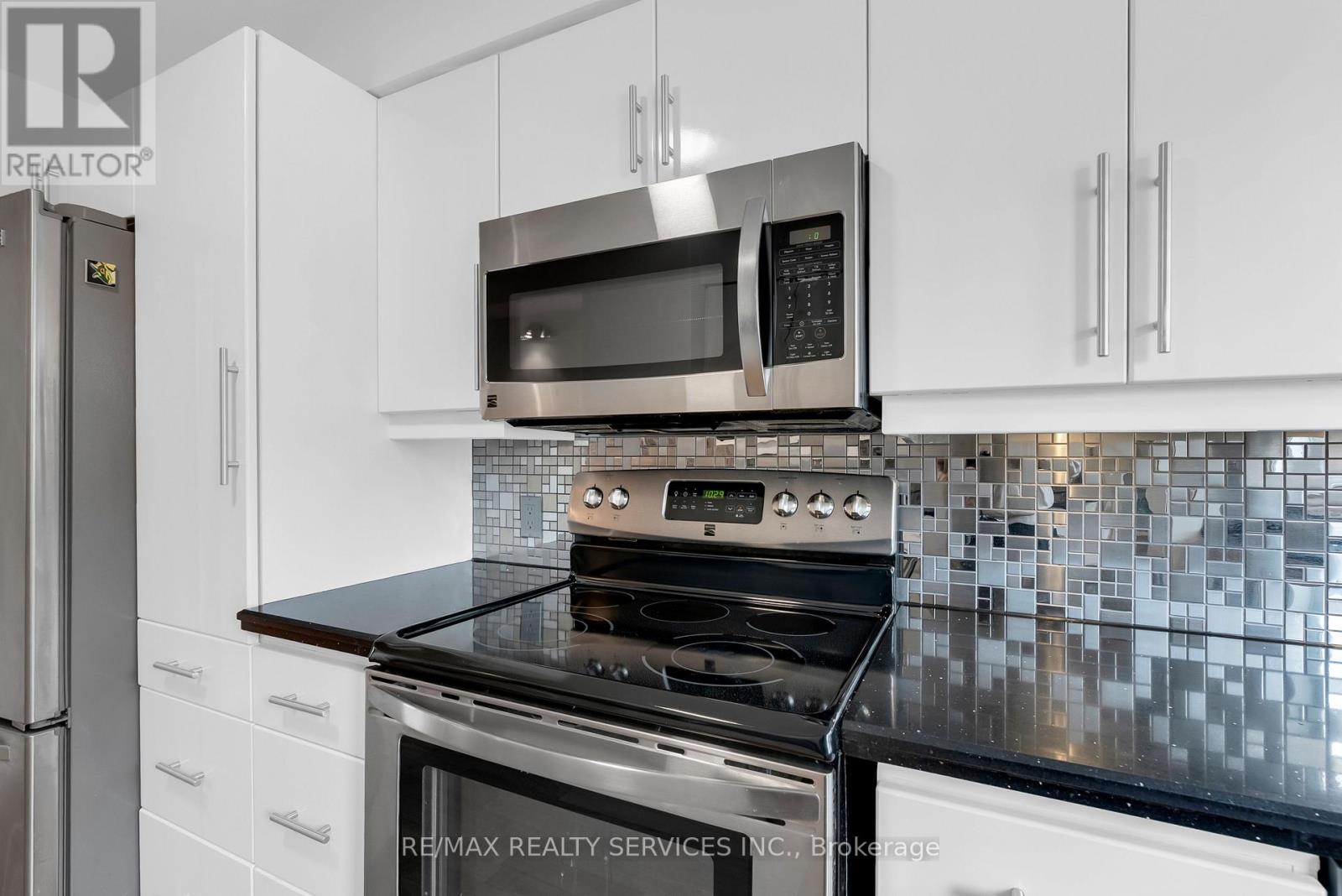 9 - 245 Bishop Street S, Cambridge, Ontario  N3H 5N2 - Photo 7 - X13112430