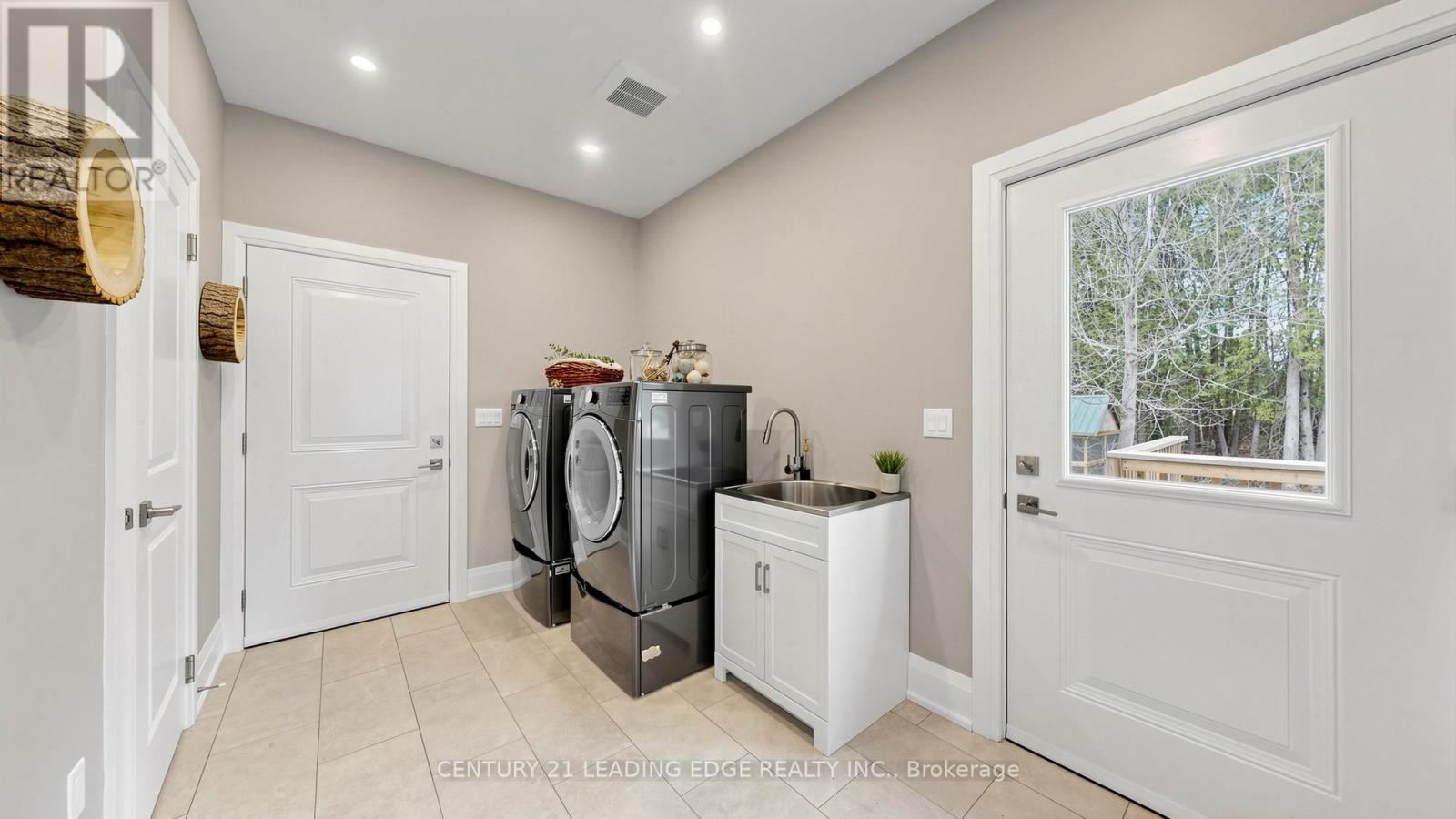 99 Kagawong Road, Kawartha Lakes, Ontario  K0M 1G0 - Photo 31 - X13112510