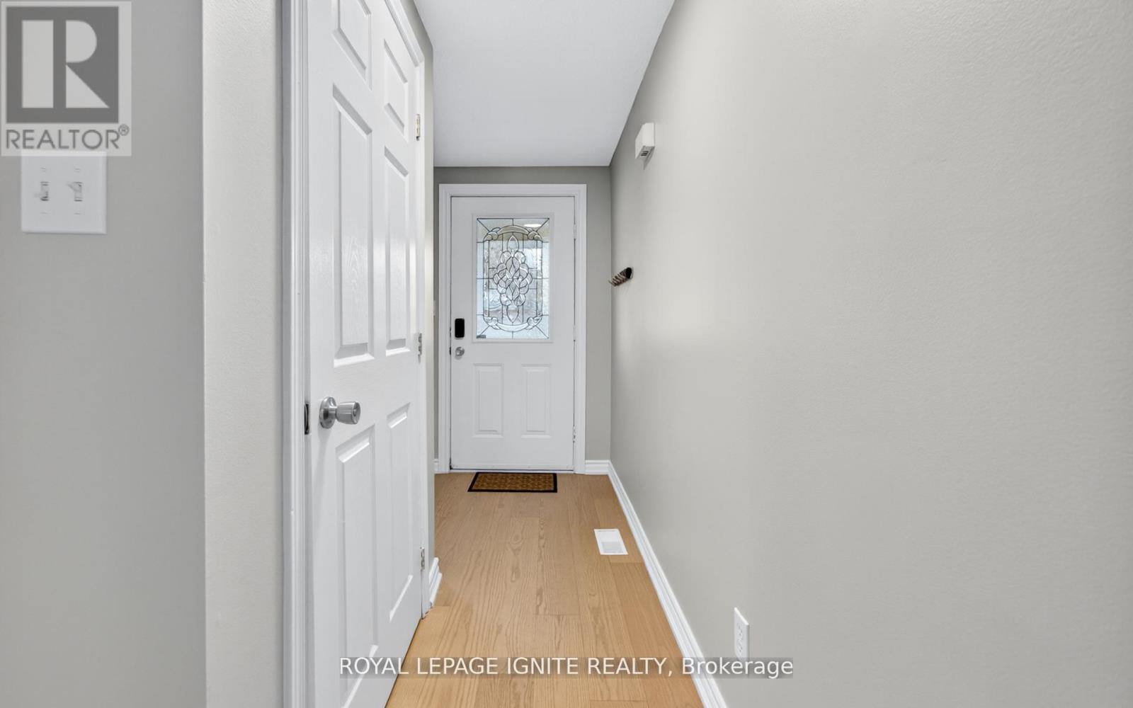 30 Bridlewreath Street, Kitchener, Ontario  N2E 3V5 - Photo 6 - X13112514