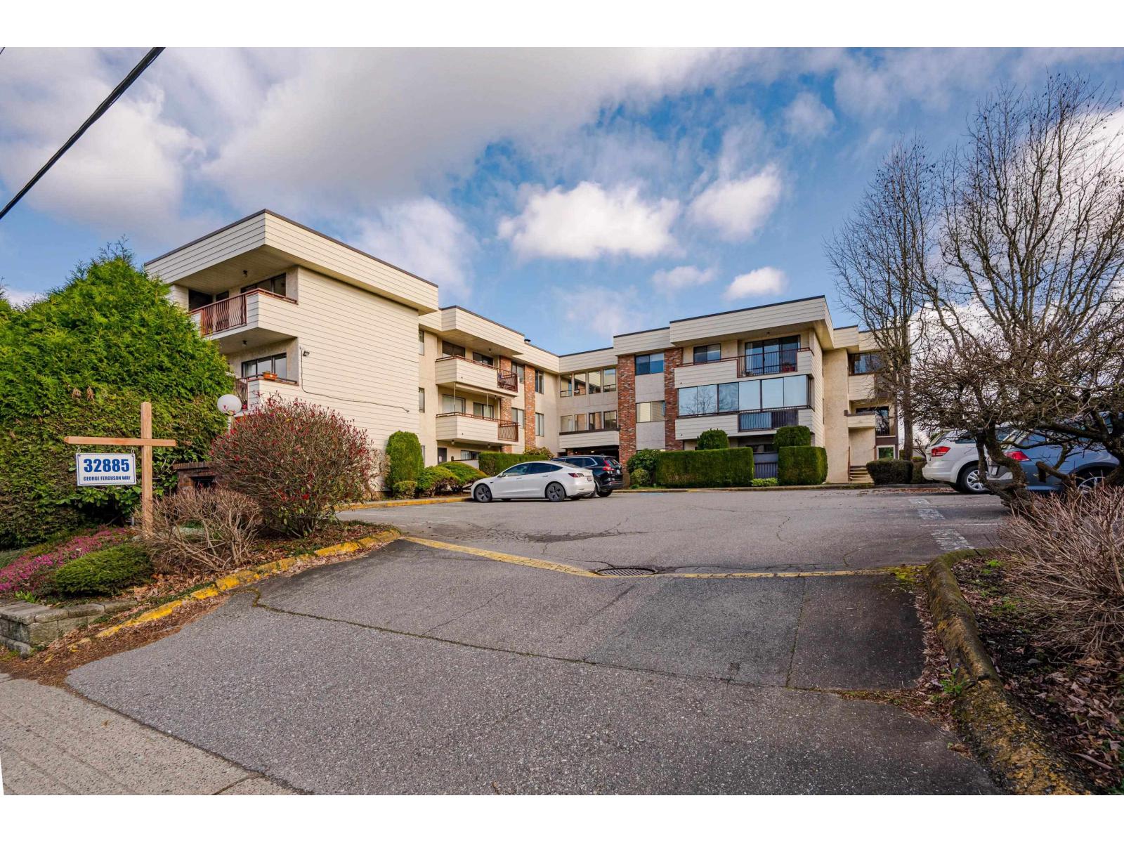 208 32885 George Ferguson Way, Abbotsford, British Columbia  V2S 7X1 - Photo 2 - R3121267
