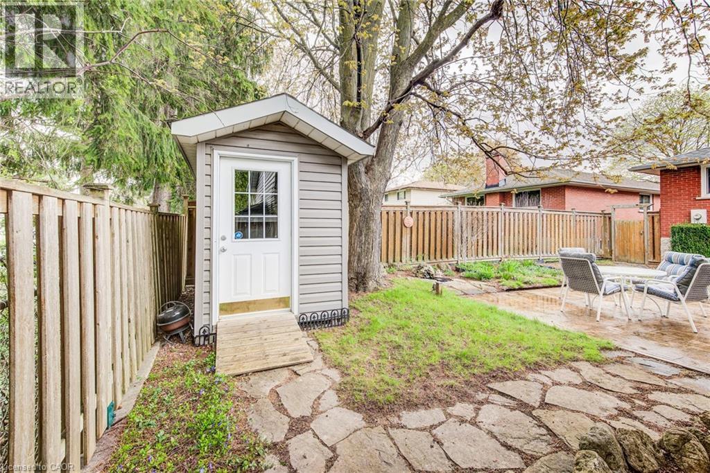 18 Queenston Crescent, Kitchener, Ontario  N2B 2V5 - Photo 39 - 40828719