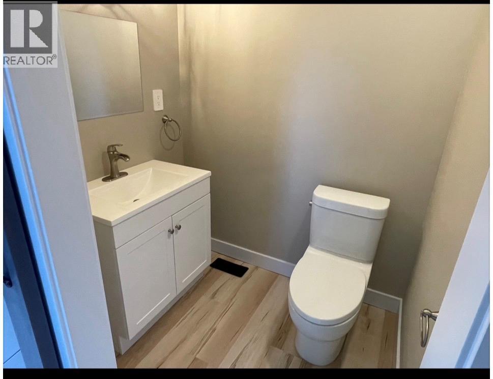 121 Willow Street, Kamloops, British Columbia  V2B 4C6 - Photo 7 - 10386896