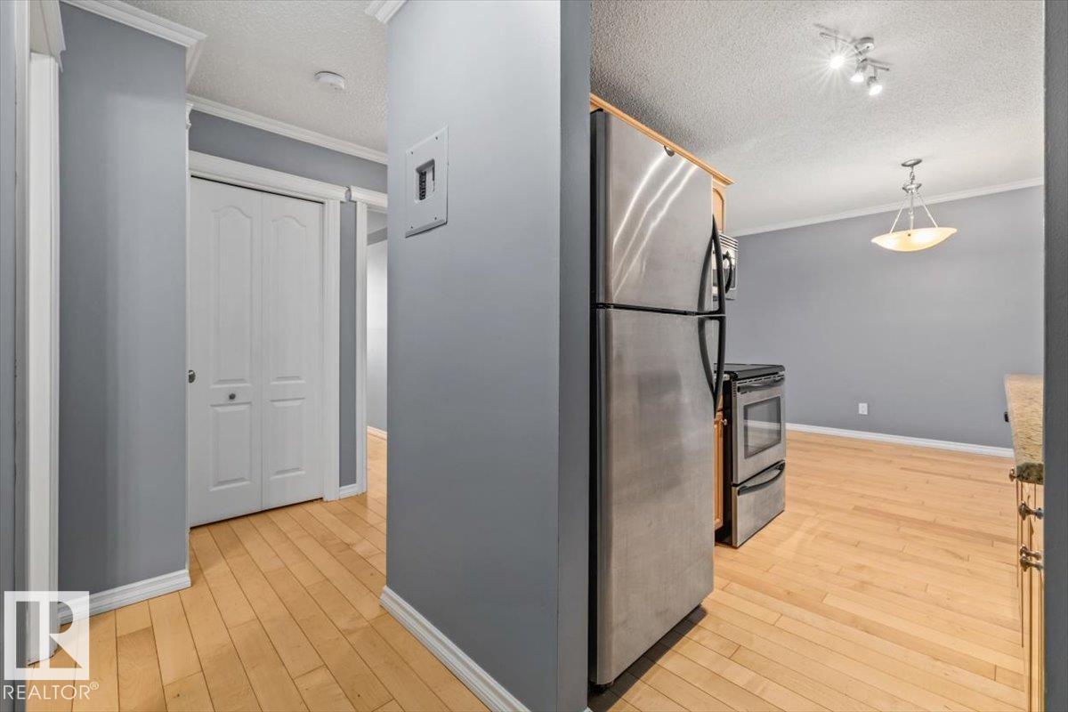 #201 10547 83 Av Nw, Edmonton, Alberta  T6E 2E1 - Photo 2 - E4487010