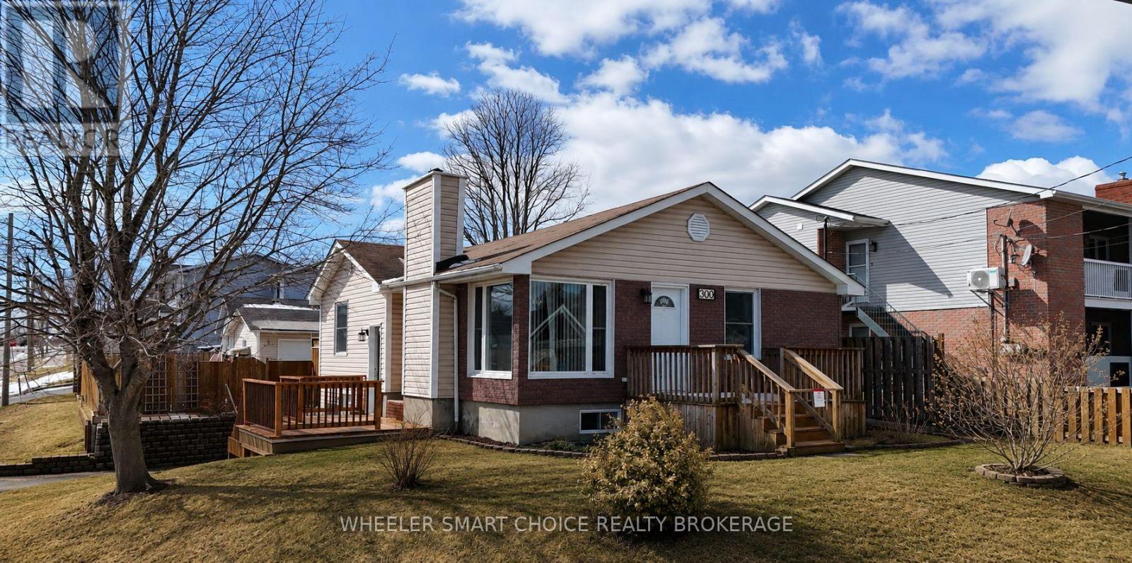 300 Gardener Avenue, Cornwall, Ontario  K6H 5H8 - Photo 2 - X12915932