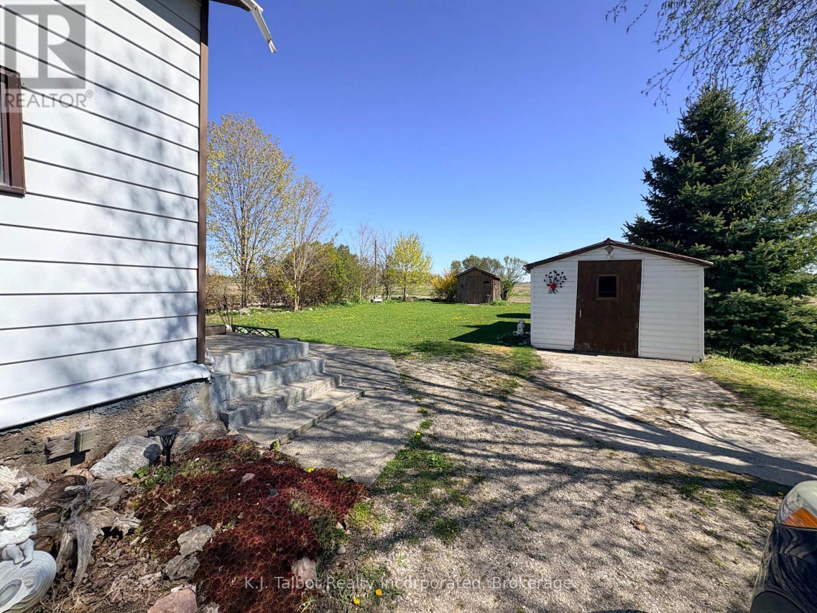 32 Albert Street, Ashfield-Colborne-Wawanosh, Ontario  N0M 1R0 - Photo 2 - X13112572