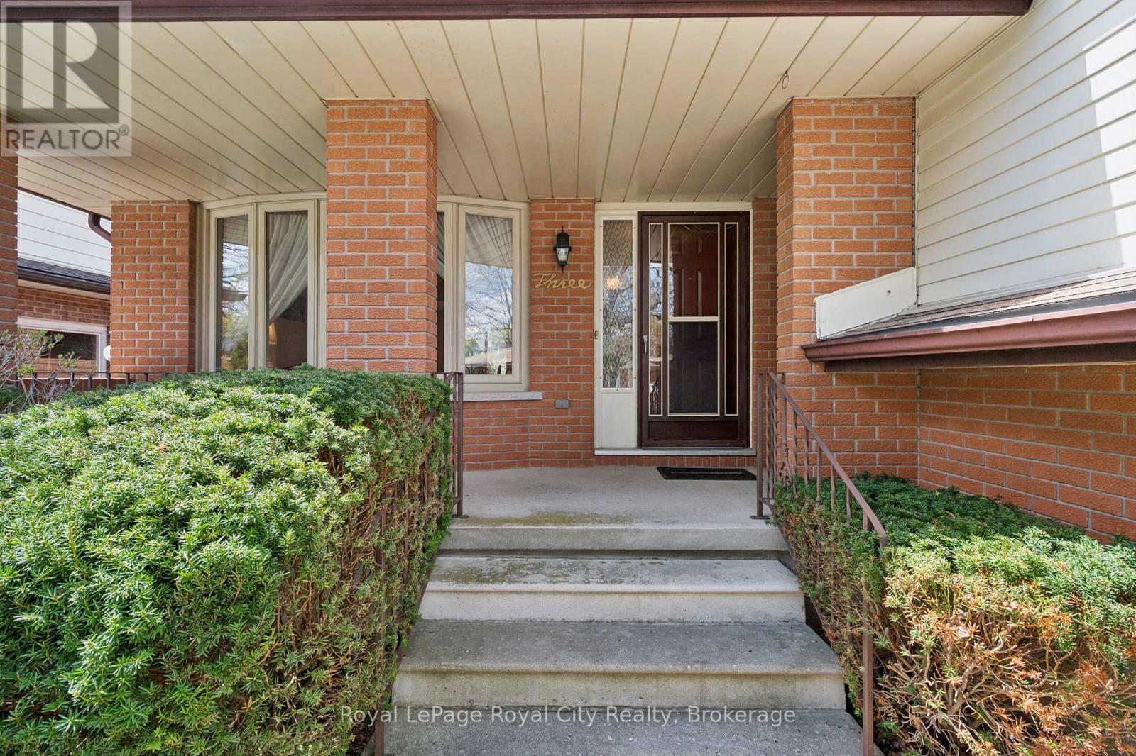 3 Cabot Court Ne, Guelph, Ontario  N1G 3E4 - Photo 4 - X13112606