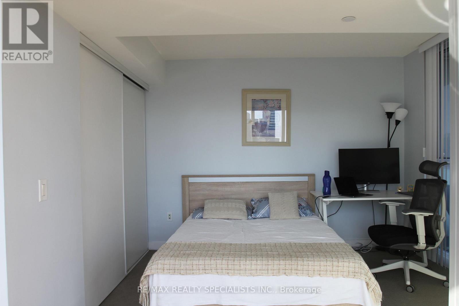 707 - 75 Queens Wharf Road, Toronto, Ontario  M5V 0J8 - Photo 5 - C13111090