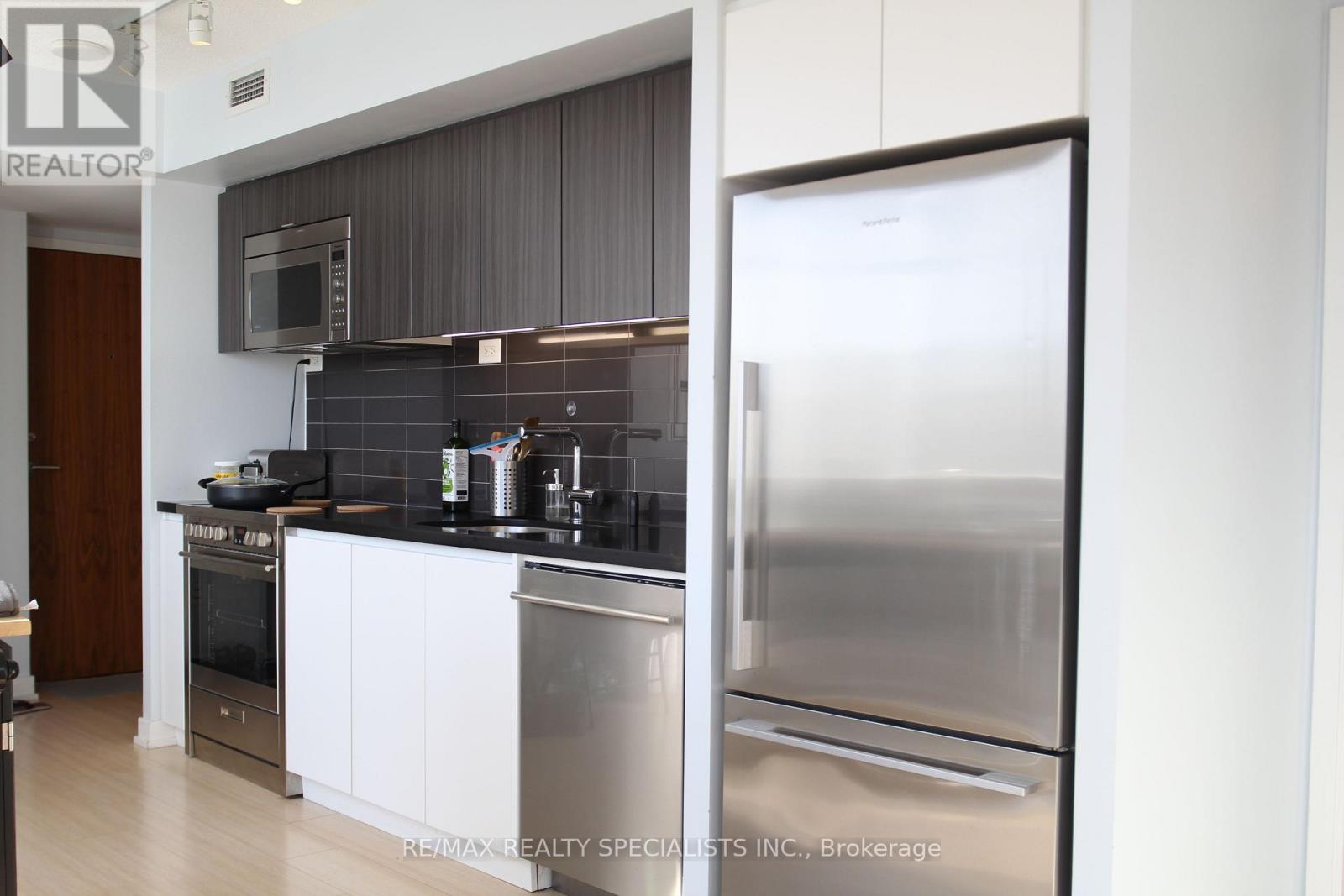 707 - 75 Queens Wharf Road, Toronto, Ontario  M5V 0J8 - Photo 4 - C13111090