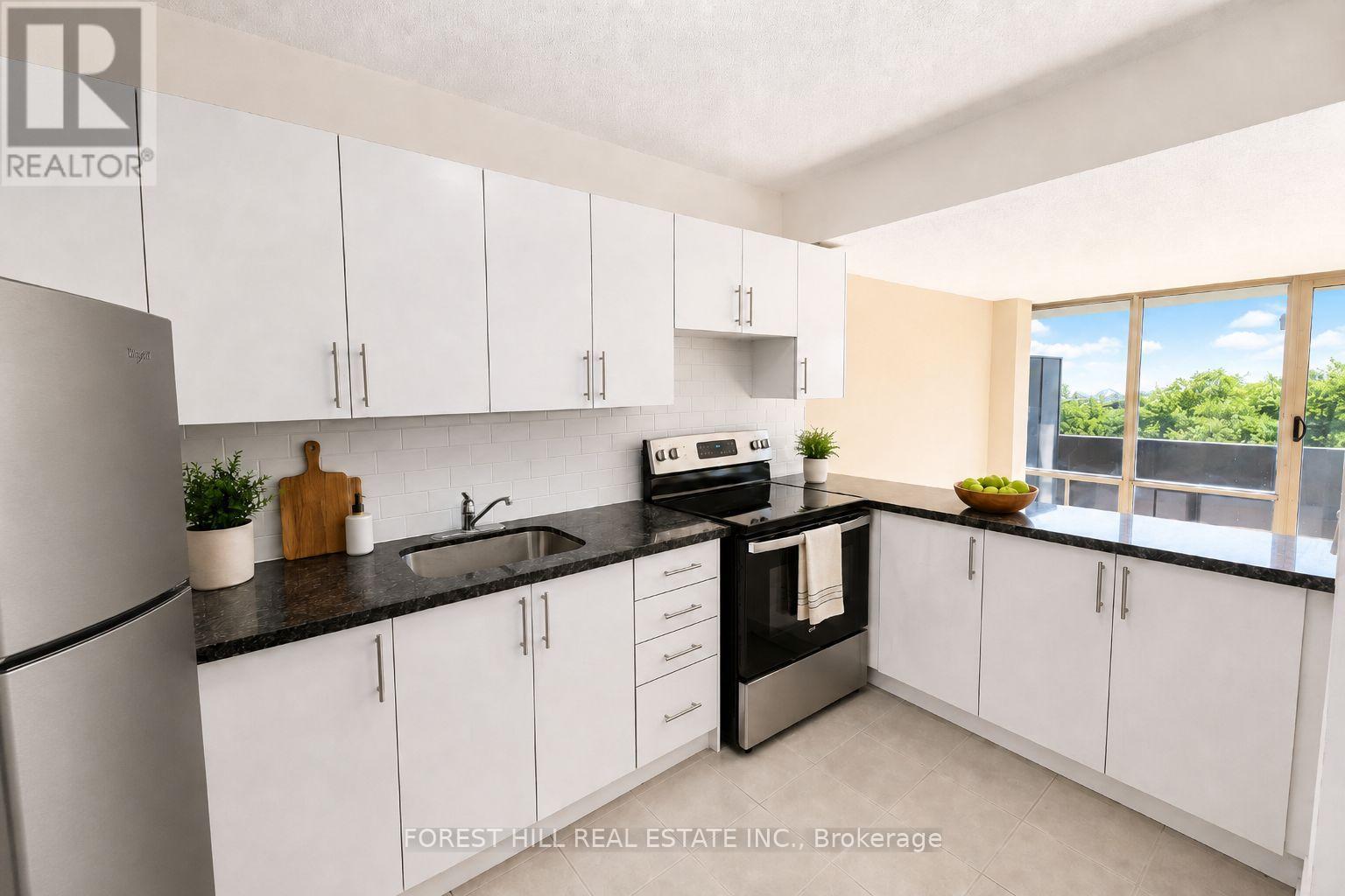1804 - 470 Sentinel Road, Toronto, Ontario  M3J 1V6 - Photo 2 - W13046018