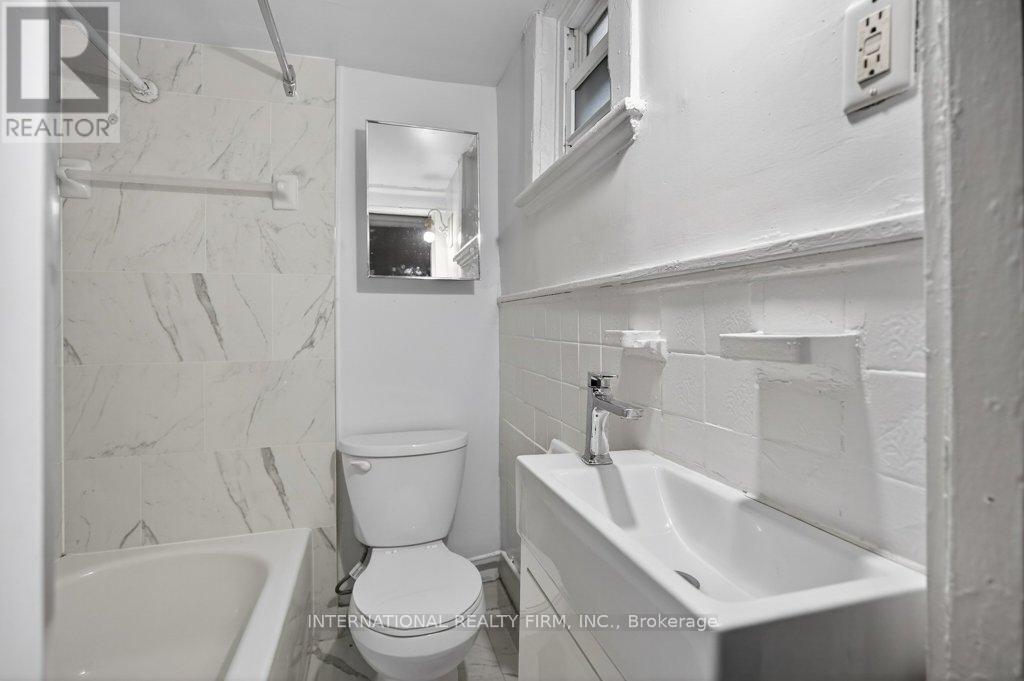 2 - 109 Balsam Avenue S, Hamilton, Ontario  L8M 3B2 - Photo 18 - X12843882