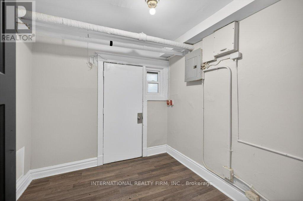 2 - 109 Balsam Avenue S, Hamilton, Ontario  L8M 3B2 - Photo 13 - X12843882