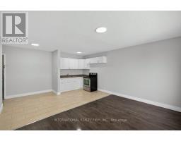 303 - 295 MELVIN AVENUE, Hamilton, Ontario