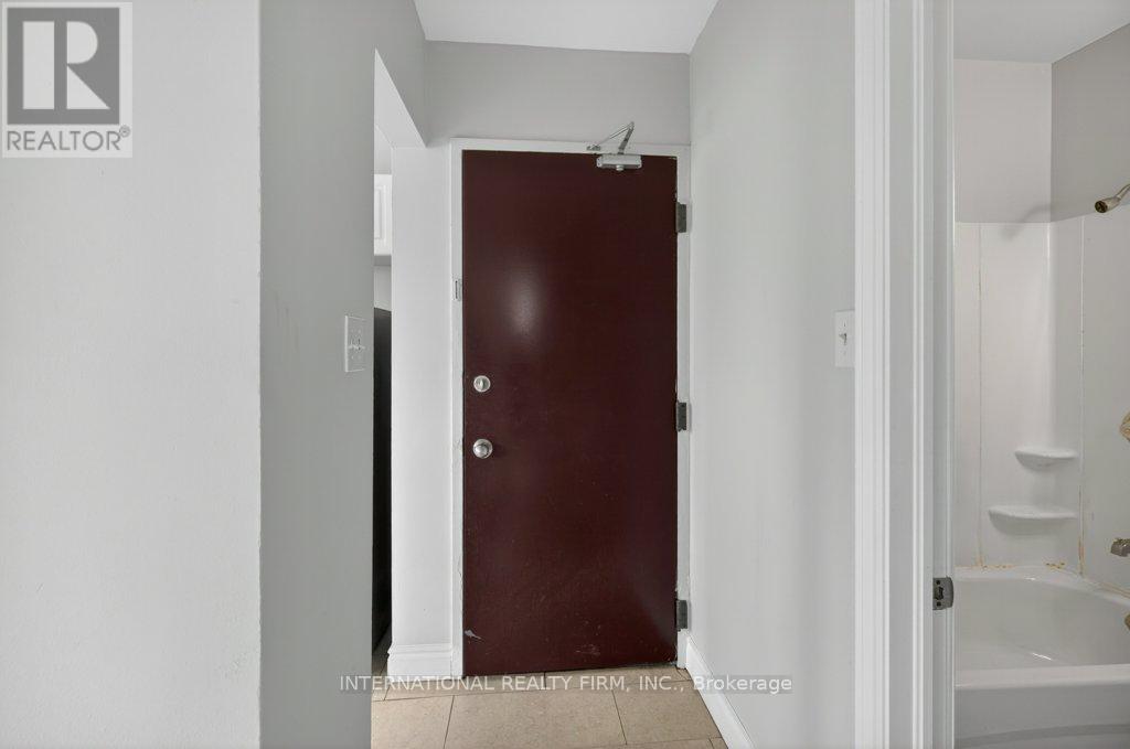 302 - 295 Melvin Avenue, Hamilton, Ontario  L8H 2K6 - Photo 7 - X13111398
