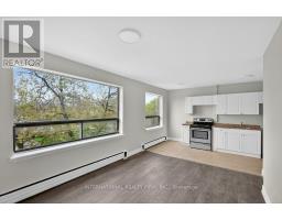 302 - 295 MELVIN AVENUE, Hamilton, Ontario