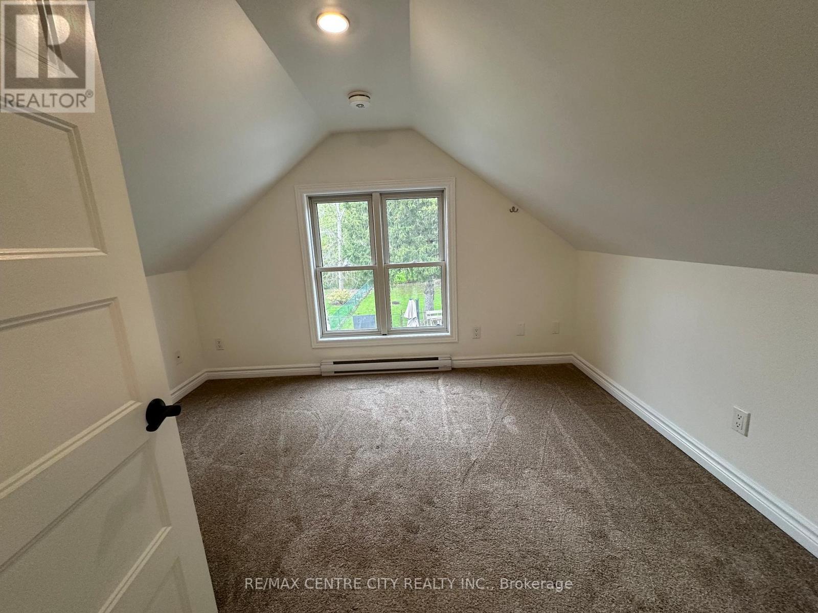 Upper - 80 Sterling Street, London East, Ontario  N5Y 1Y7 - Photo 13 - X12976104