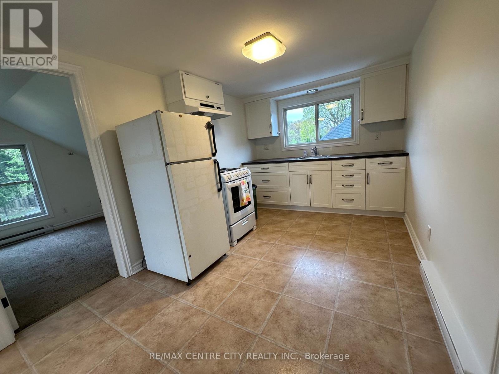 Upper - 80 Sterling Street, London East, Ontario  N5Y 1Y7 - Photo 11 - X12976104