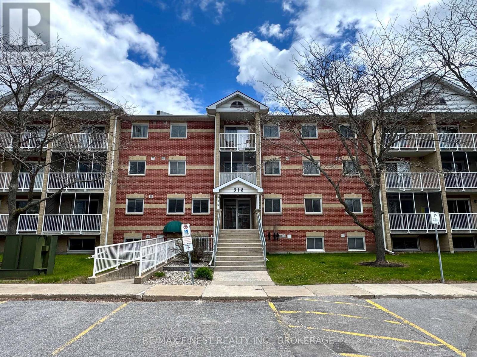 311 - 316 KINGSDALE AVENUE, Kingston, Ontario
