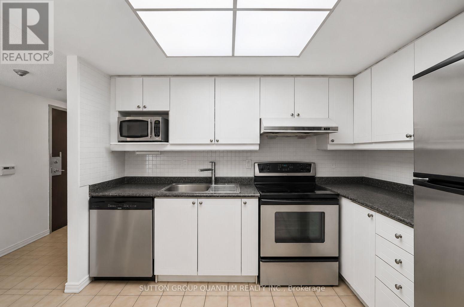 706 - 5765 Yonge Street, Toronto, Ontario  M2M 4H9 - Photo 4 - C13112538