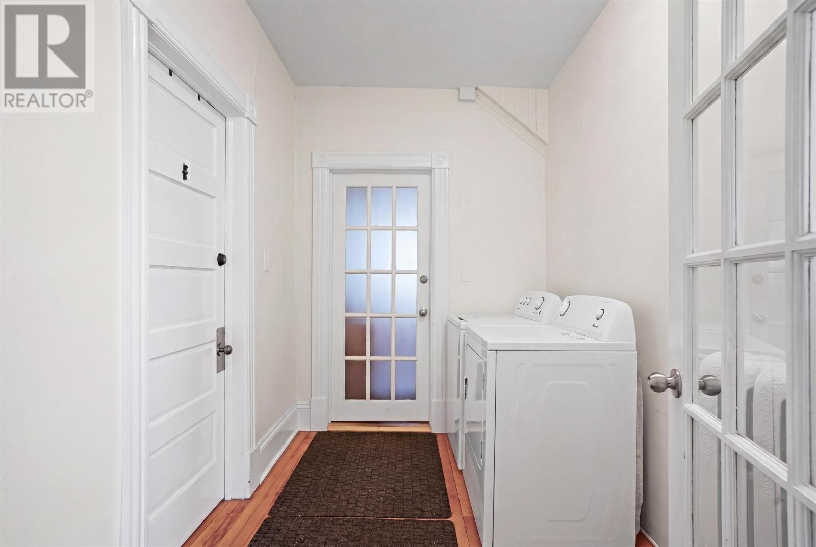 222 Grafton Street, Charlottetown, Prince Edward Island  C1A 1L4 - Photo 6 - 202610467