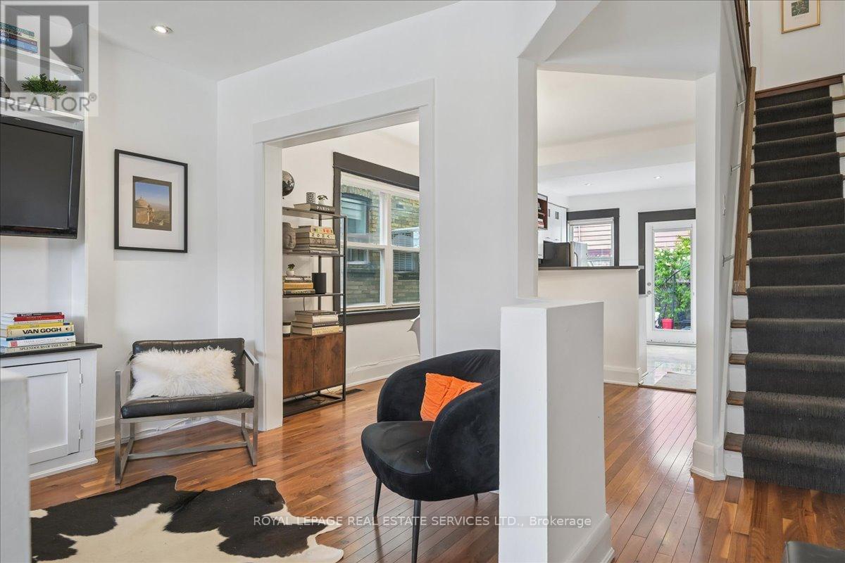 104 Oakcrest Avenue, Toronto, Ontario  M4C 1B7 - Photo 11 - E13112826