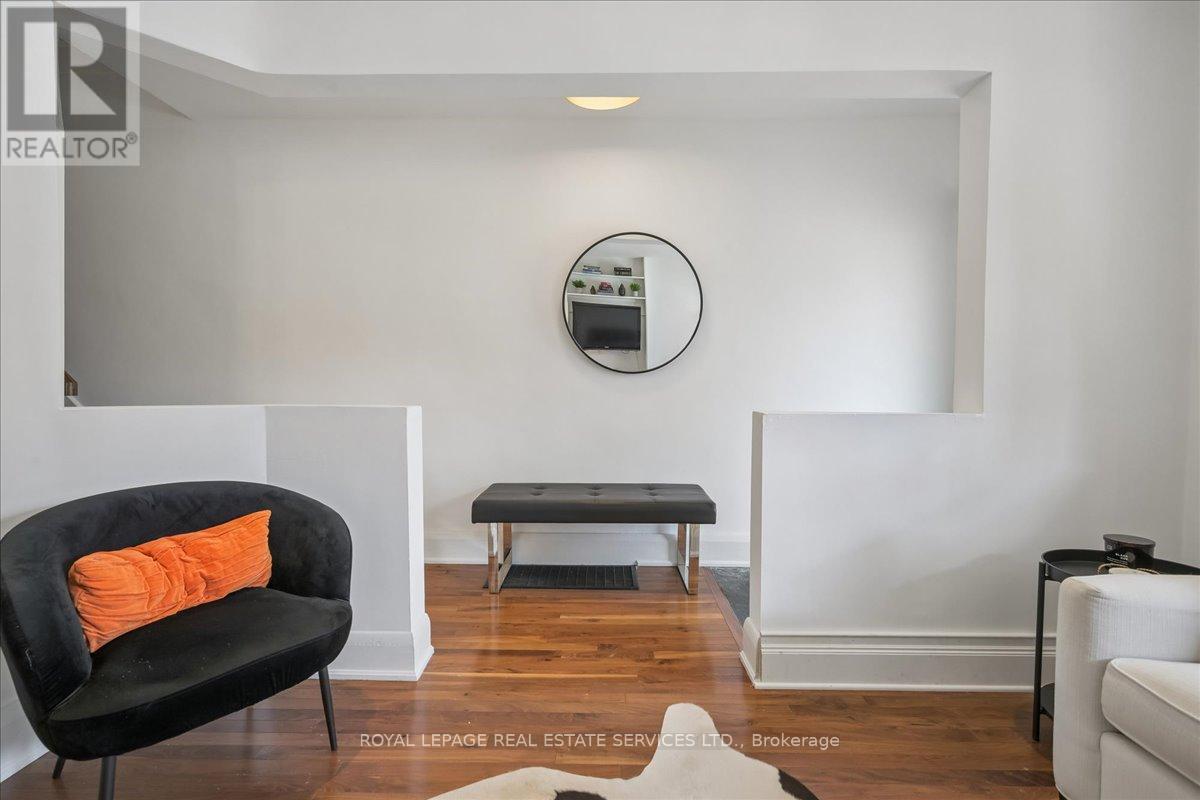 104 Oakcrest Avenue, Toronto, Ontario  M4C 1B7 - Photo 14 - E13112826