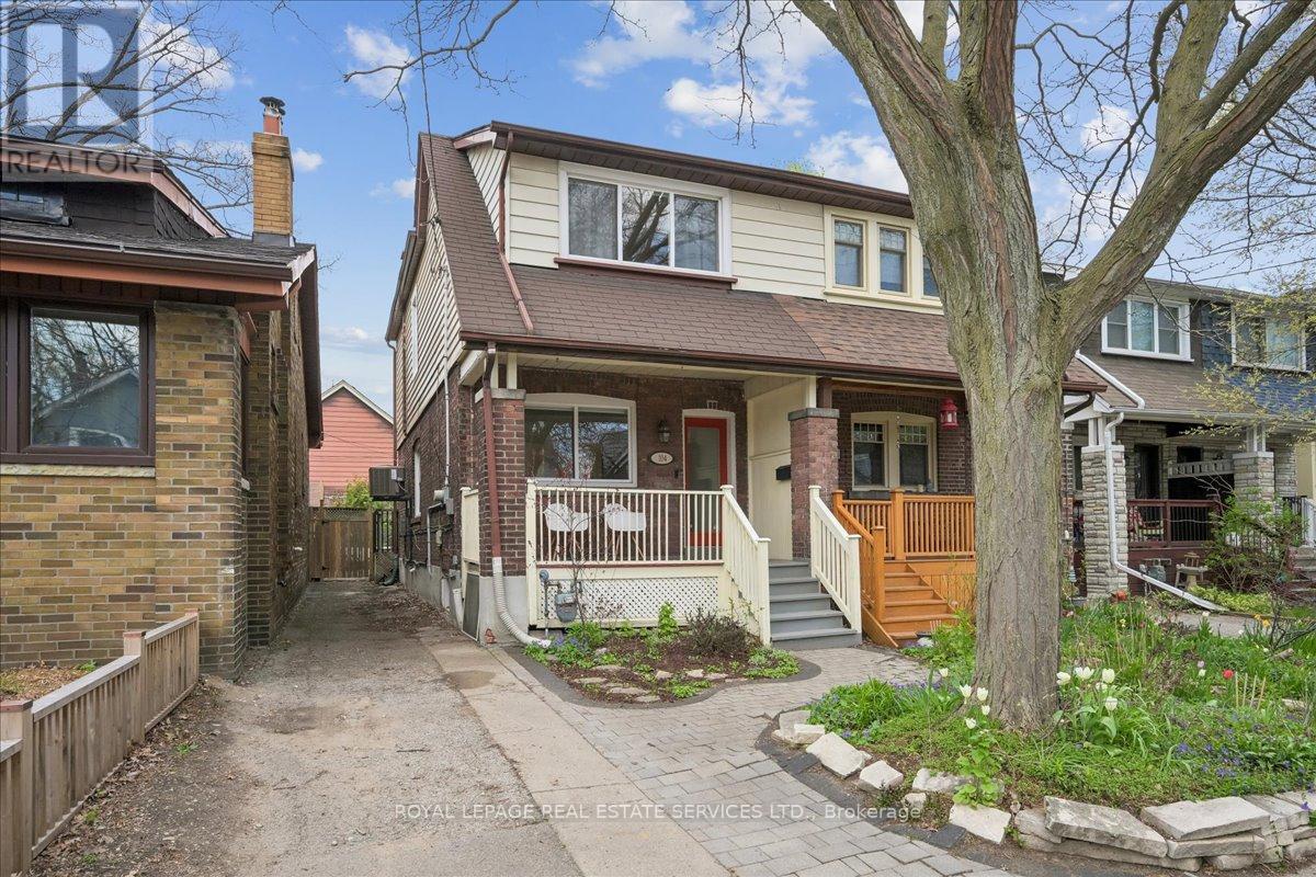 104 Oakcrest Avenue, Toronto, Ontario  M4C 1B7 - Photo 4 - E13112826
