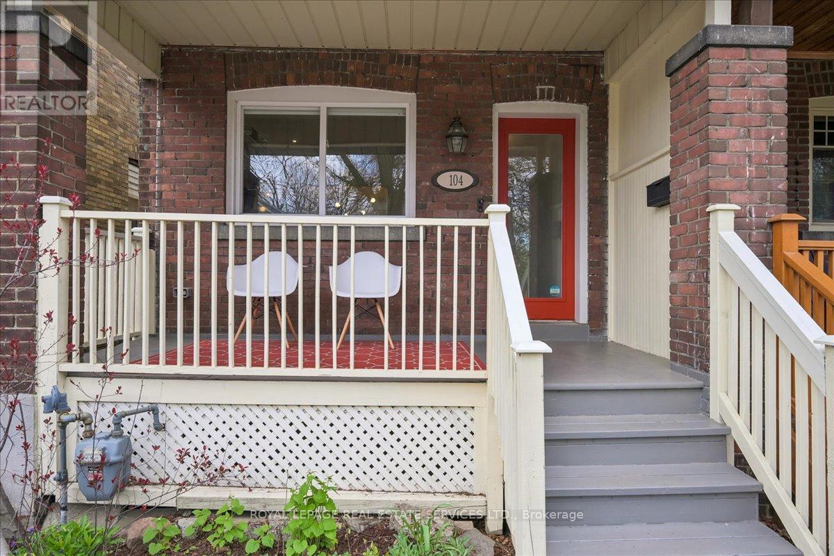 104 Oakcrest Avenue, Toronto, Ontario  M4C 1B7 - Photo 6 - E13112826