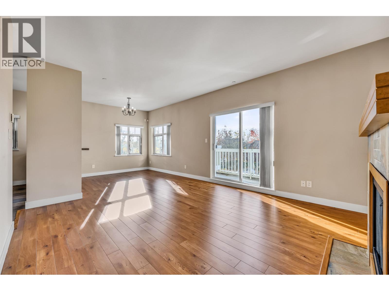 157 7388 Macpherson Avenue, Burnaby, British Columbia  V5J 0A1 - Photo 5 - R3113968