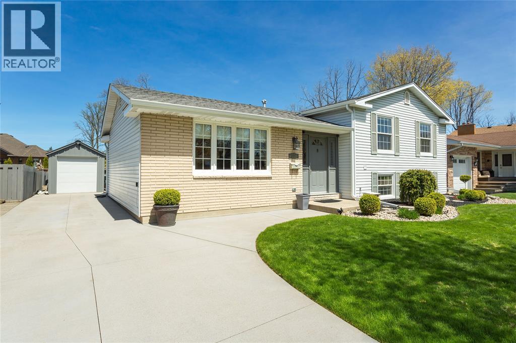 990 Allandale DRIVE, Sarnia, Ontario