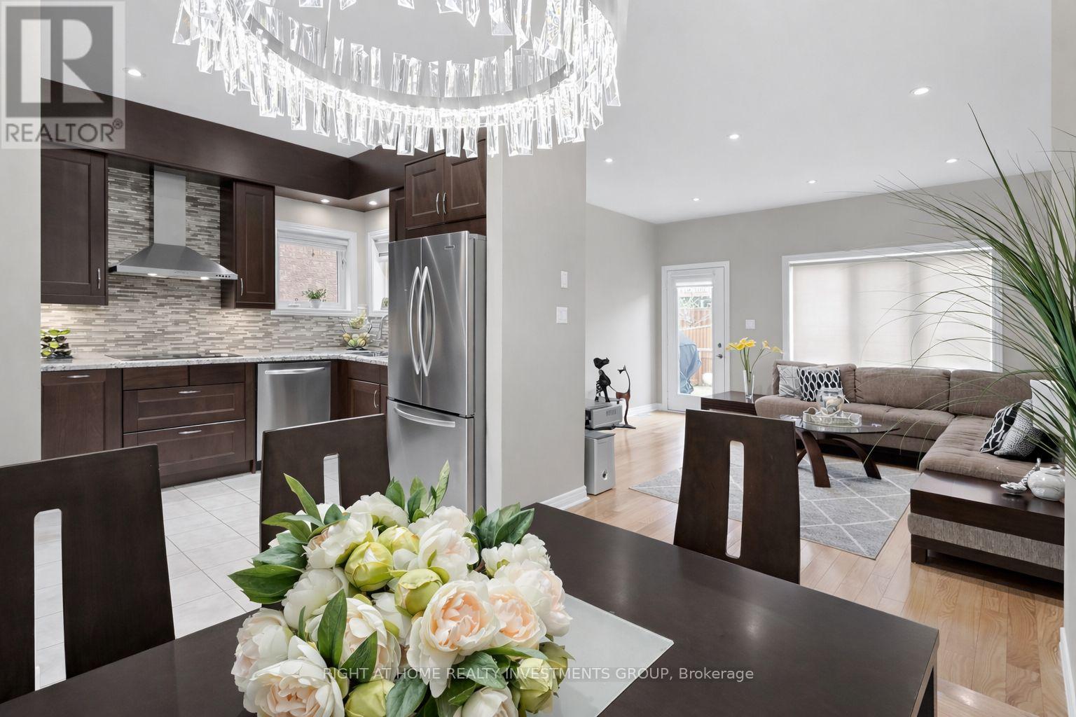 48 Idyllwood Avenue, Richmond Hill, Ontario  L4S 2P3 - Photo 10 - N13112564