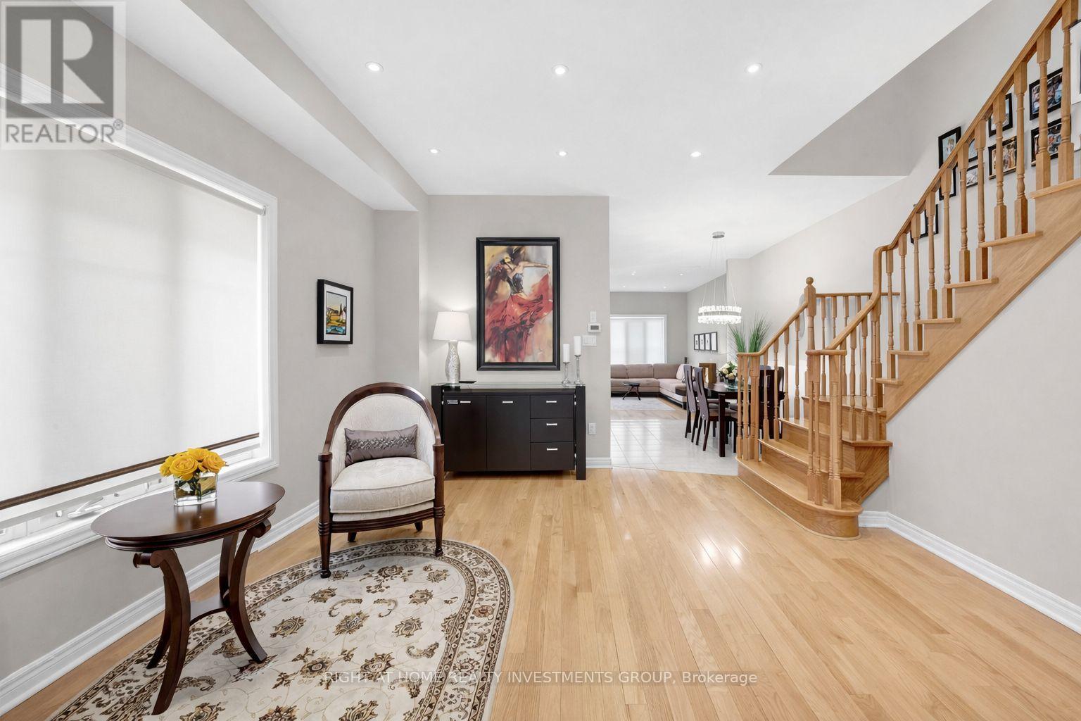 48 Idyllwood Avenue, Richmond Hill, Ontario  L4S 2P3 - Photo 7 - N13112564