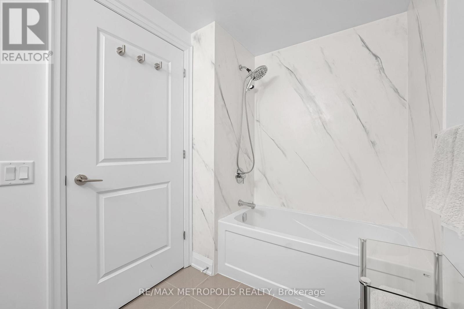509w - 10 Gatineau Drive, Vaughan (Beverley Glen), Ontario  L4J 0L2 - Photo 19 - N13112624