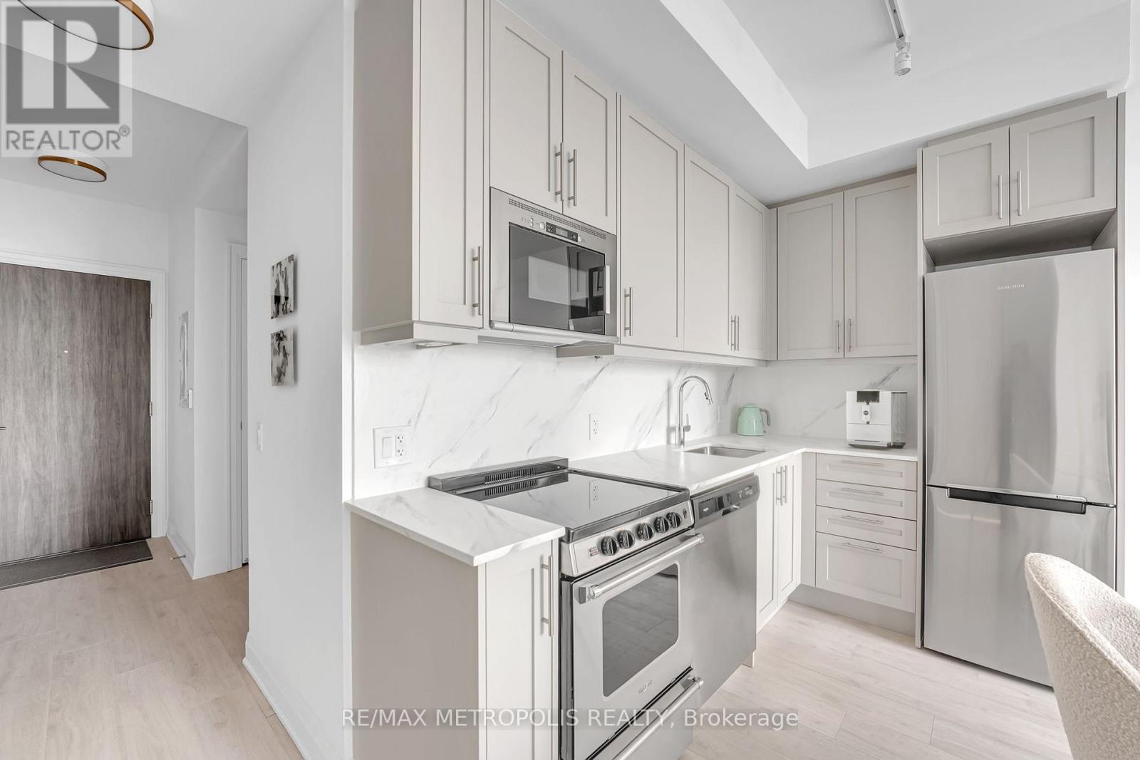 509w - 10 Gatineau Drive, Vaughan (Beverley Glen), Ontario  L4J 0L2 - Photo 7 - N13112624