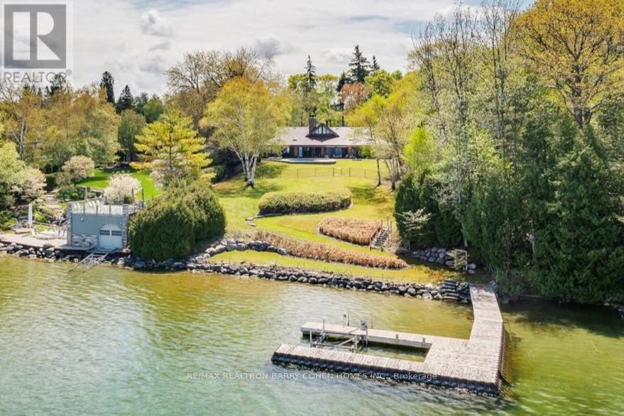 700 LAKE DRIVE N, Georgina, Ontario