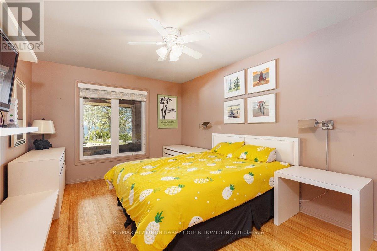 700 Lake Drive N, Georgina, Ontario  L4P 3C8 - Photo 16 - N13112746