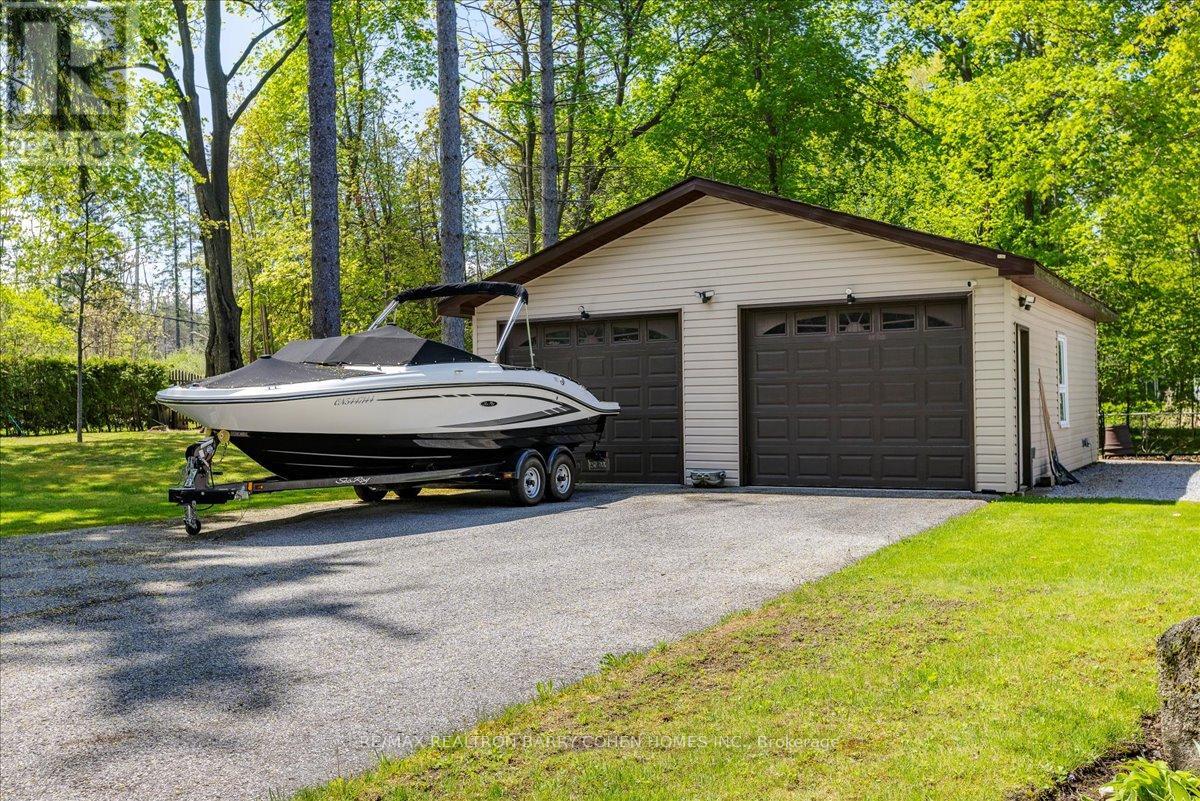 700 Lake Drive N, Georgina, Ontario  L4P 3C8 - Photo 28 - N13112746