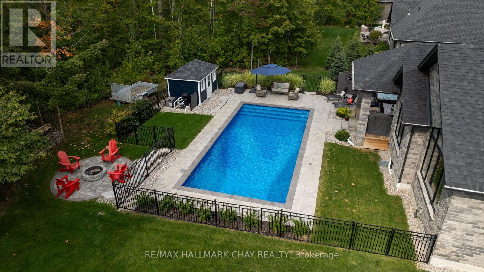 8 Byers Street, Barrie, Ontario  L9X 2A3 - Photo 4 - S13112540